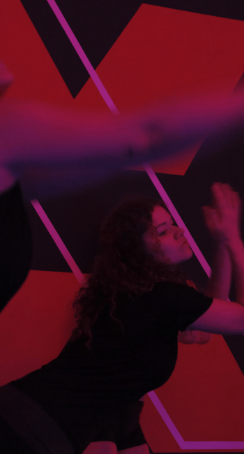 Heel Rebels groep oefent sensuele choreografie met attitude