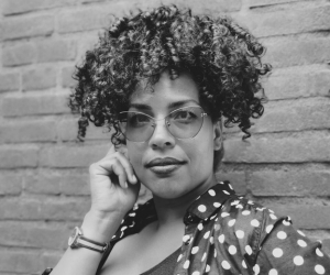 Mexim Janzen geeft energieke Hiphop 35+ dansles voor volwassenen bij Collab Studios Breda.